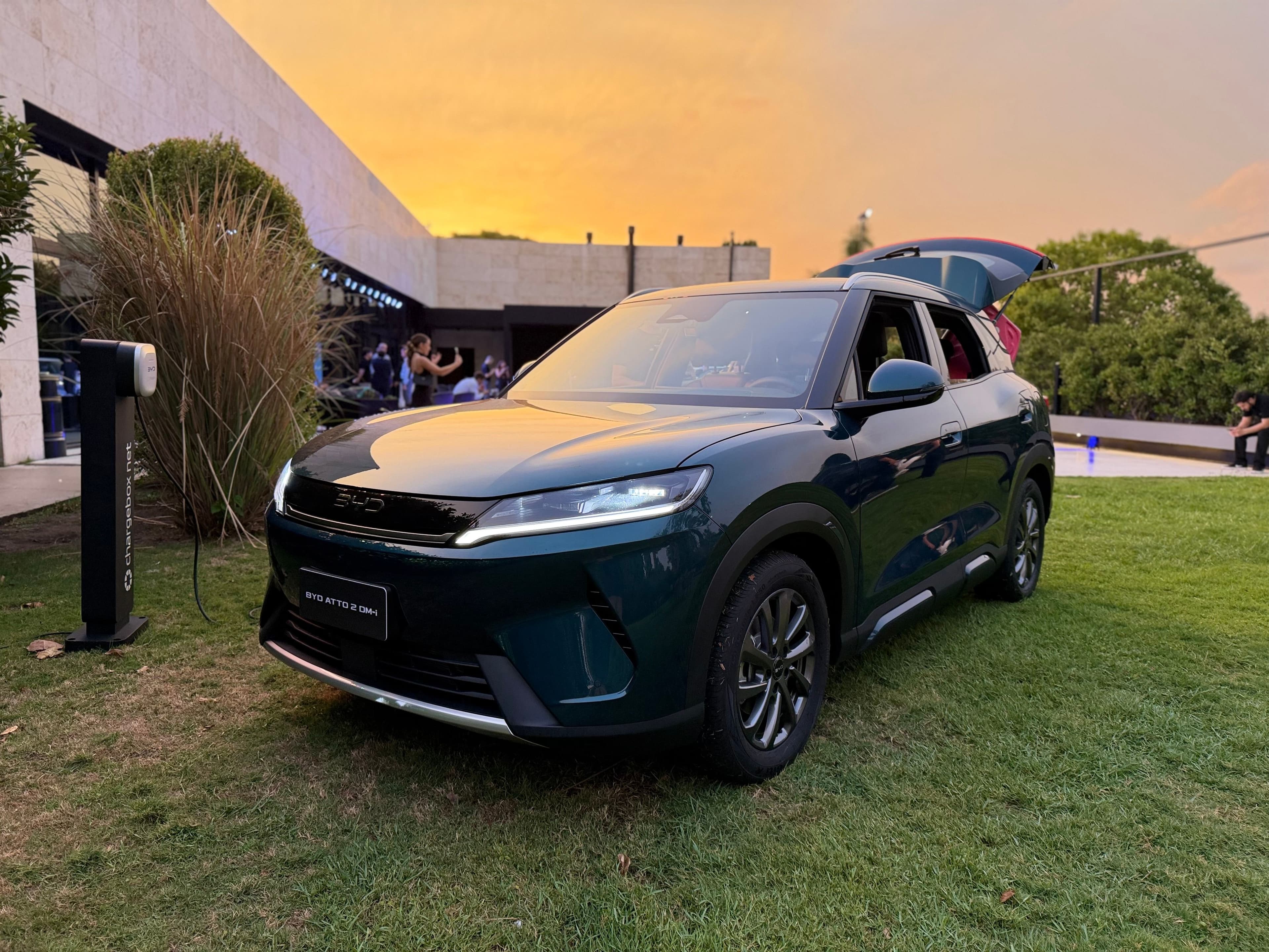 BYD ATTO 2 DM-i en Argentina: así es el nuevo SUV híbrido enchufable presentado en Buenos Aires