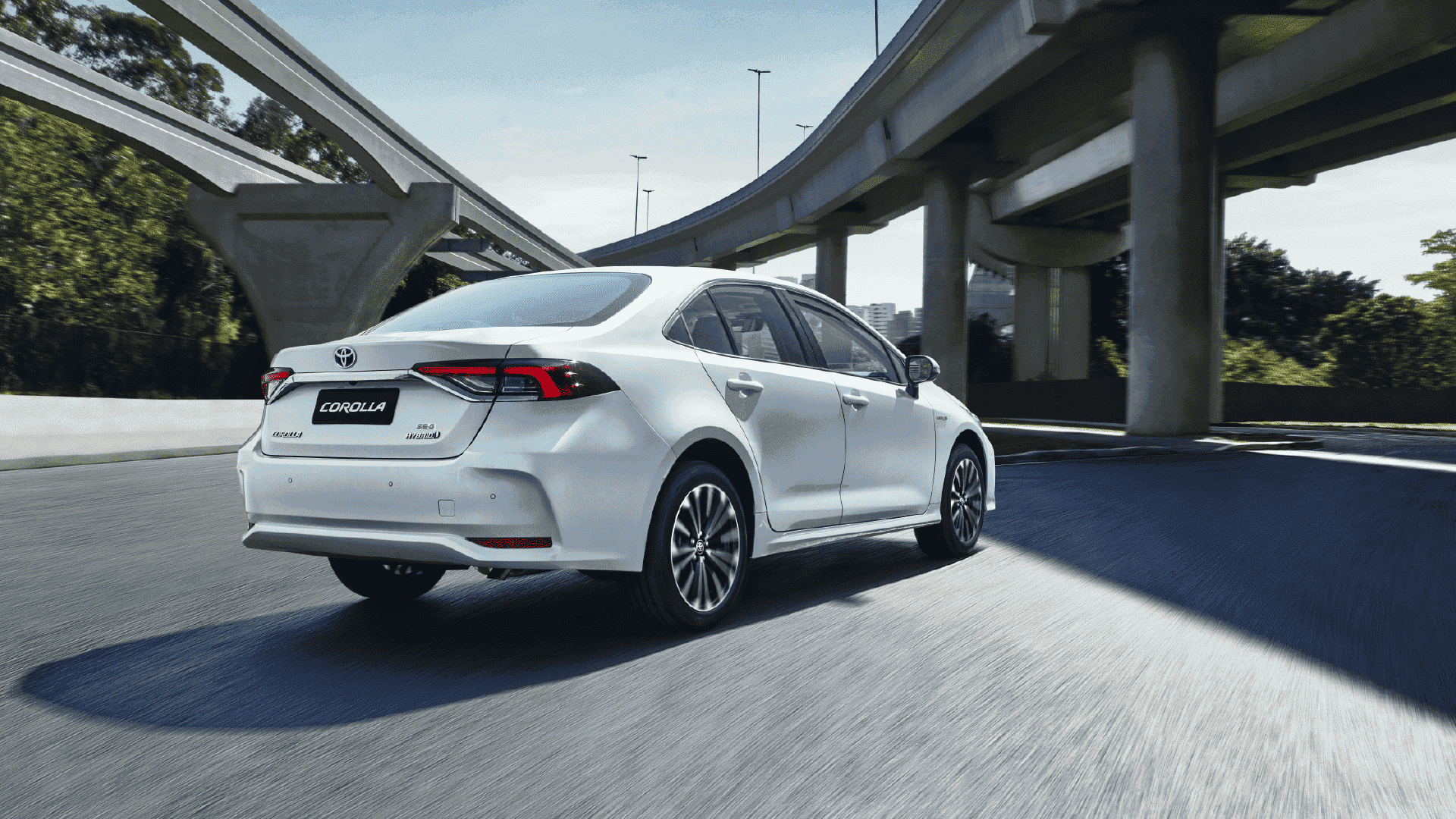 Toyota Corolla 2.0 SEG CVT en Argentina: equipamiento, motor y seguridad