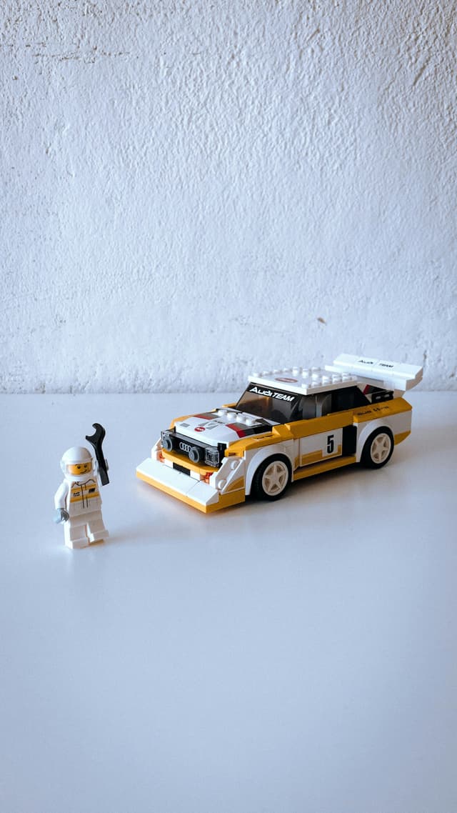 Me chocaron el auto estacionado - ¿Qué hago con el seguro?